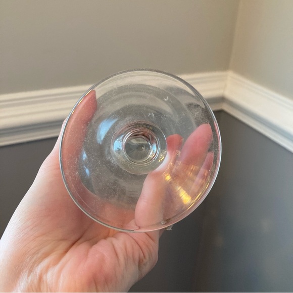 4/$10 - Hard Rock Cafe Baltimore Hurricane Glass - Picture 5 of 5